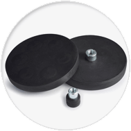 magnesy z gwintem wewnętrznym i w gumie [gw]